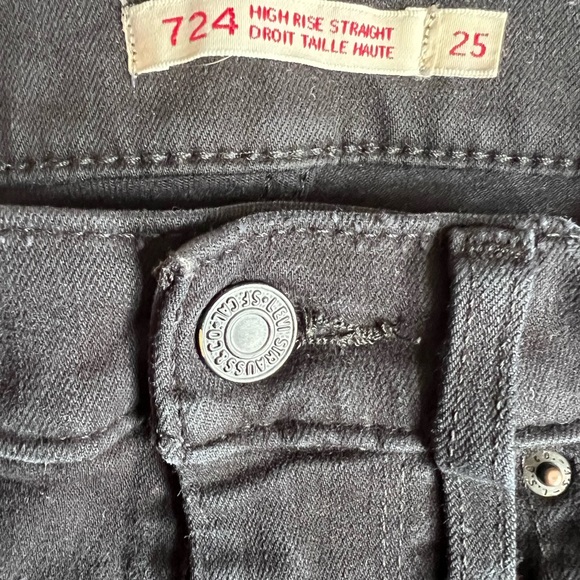 Levi’s 724 High Rise Straight Crop Jeans - Picture 7 of 7